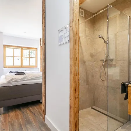 Kaiser 1 2 Apartament *